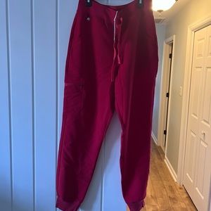 Figs Zamora high waisted style jogger scrub pants - new with tags, never worn